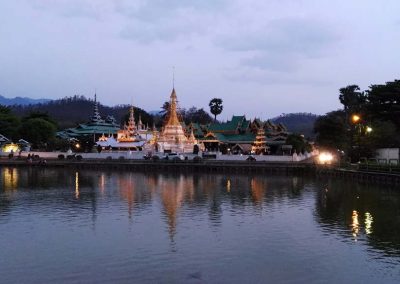 Chiang Mai - Mae Hong Son - Wat Phra Tat Si Chom Tong