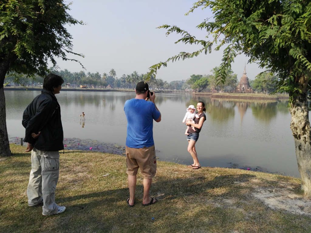 sukhothai - historical park - family at the lake
