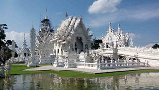 Chiang Mai Tours - White Temple Wat Rong Khun - Golden Triangle Tour