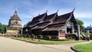 Chiang Mai Wat Chiang Yuen 