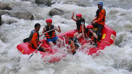 Rafting dans la province de Phang Nga, Thaïlande